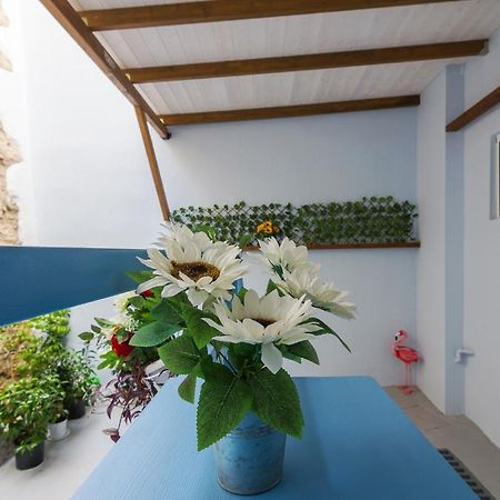 Wonderful Renovated Apartment With Private Patio Atény Exteriér fotografie