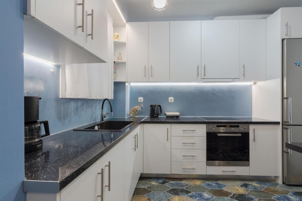 Wonderful Renovated Apartment With Private Patio Atény Exteriér fotografie