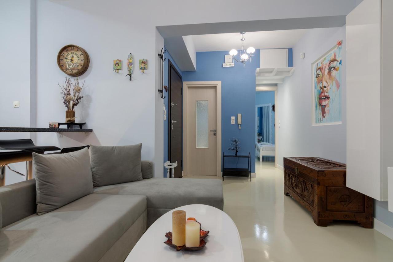 Wonderful Renovated Apartment With Private Patio Atény Exteriér fotografie
